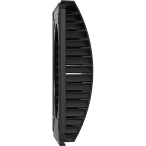 Sort regnskjold til Air Pro V1.0 monteret på væg, viser robust installation og vejrbeskyttelse.